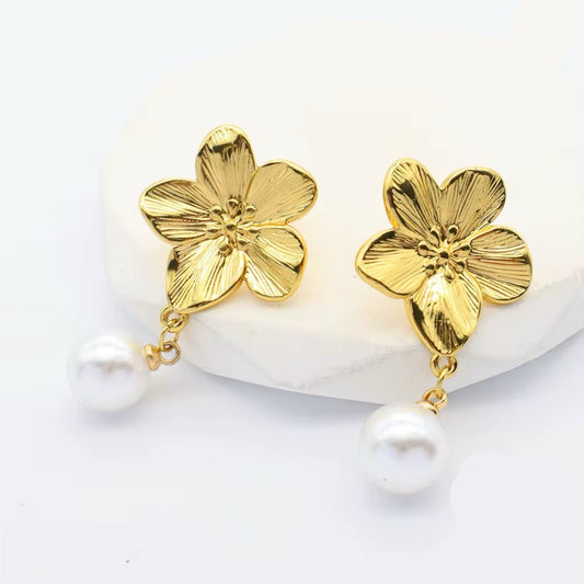 Flowa Flower Earrings - Waterproof Gold Stainless Steel Studs